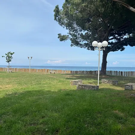 Διαμέρισμα Meuble Bord De